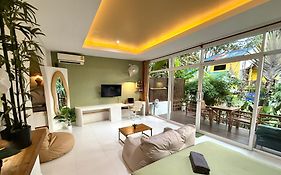 Beach Jungle